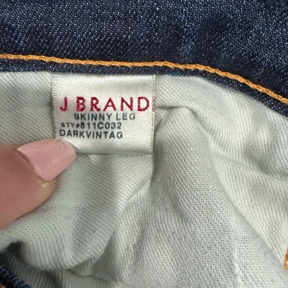 J Brand Mid-Rise Skinny Leg Jeans, Size 29 - Like New! - Picture 6 of 8